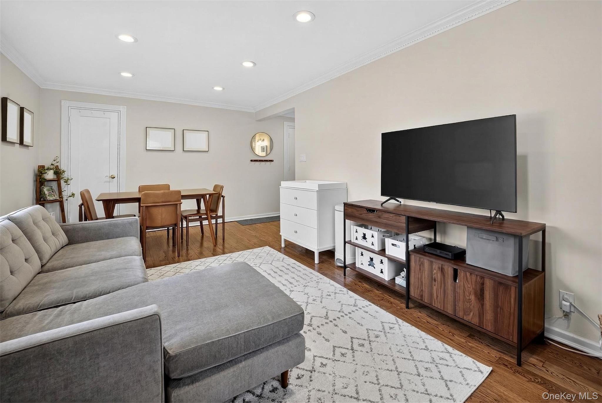 Coop Mill Nassau County, NY 11021, MLS-976048-10