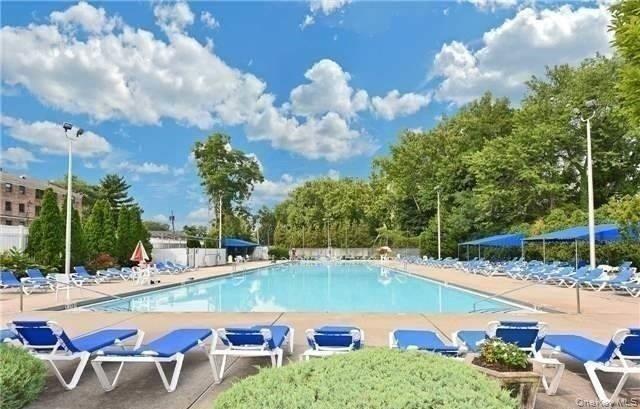 Coop Mill  Nassau County, NY 11021, MLS-976048-21