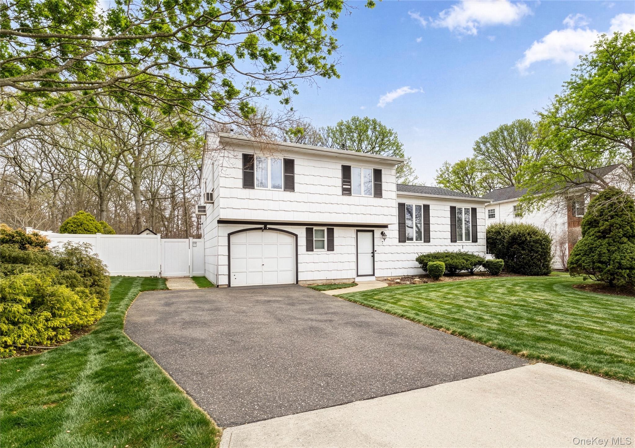 Single Family Mount Mckinley  Suffolk County, NY 11738, MLS-976053-17