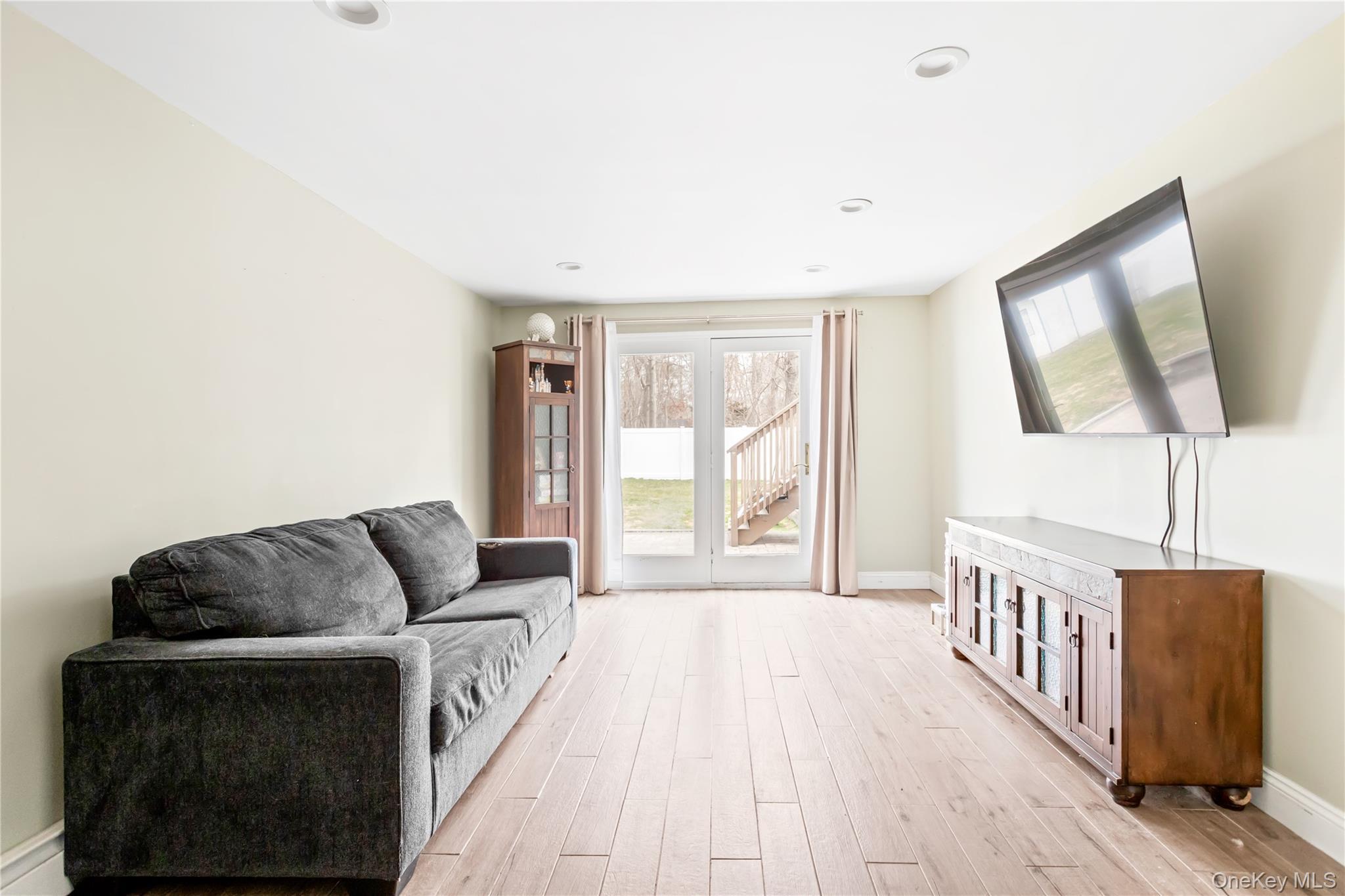 Single Family Mount Mckinley  Suffolk County, NY 11738, MLS-976053-3