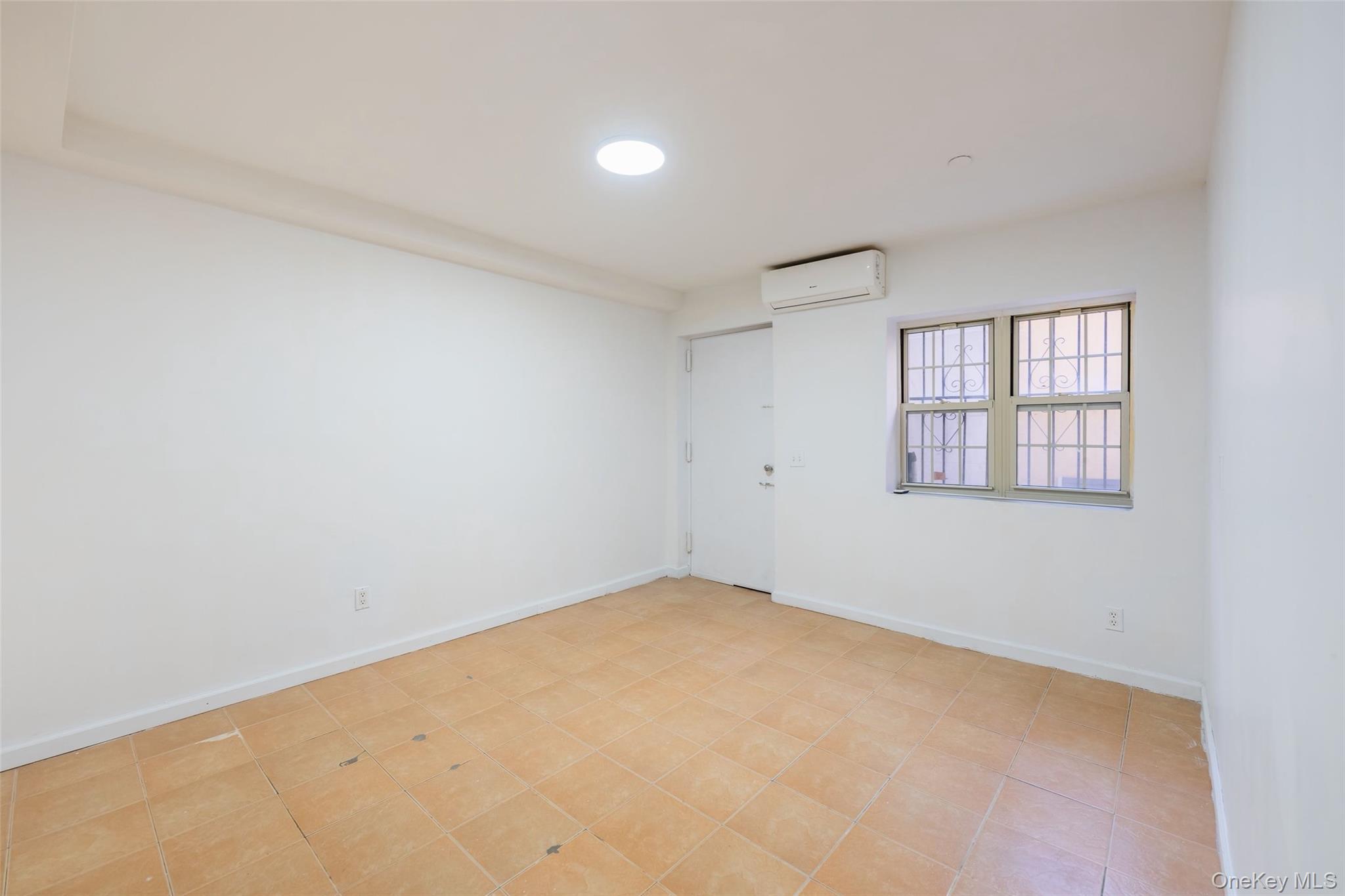 Condo 43rd Queens, NY 11368, MLS-976077-17