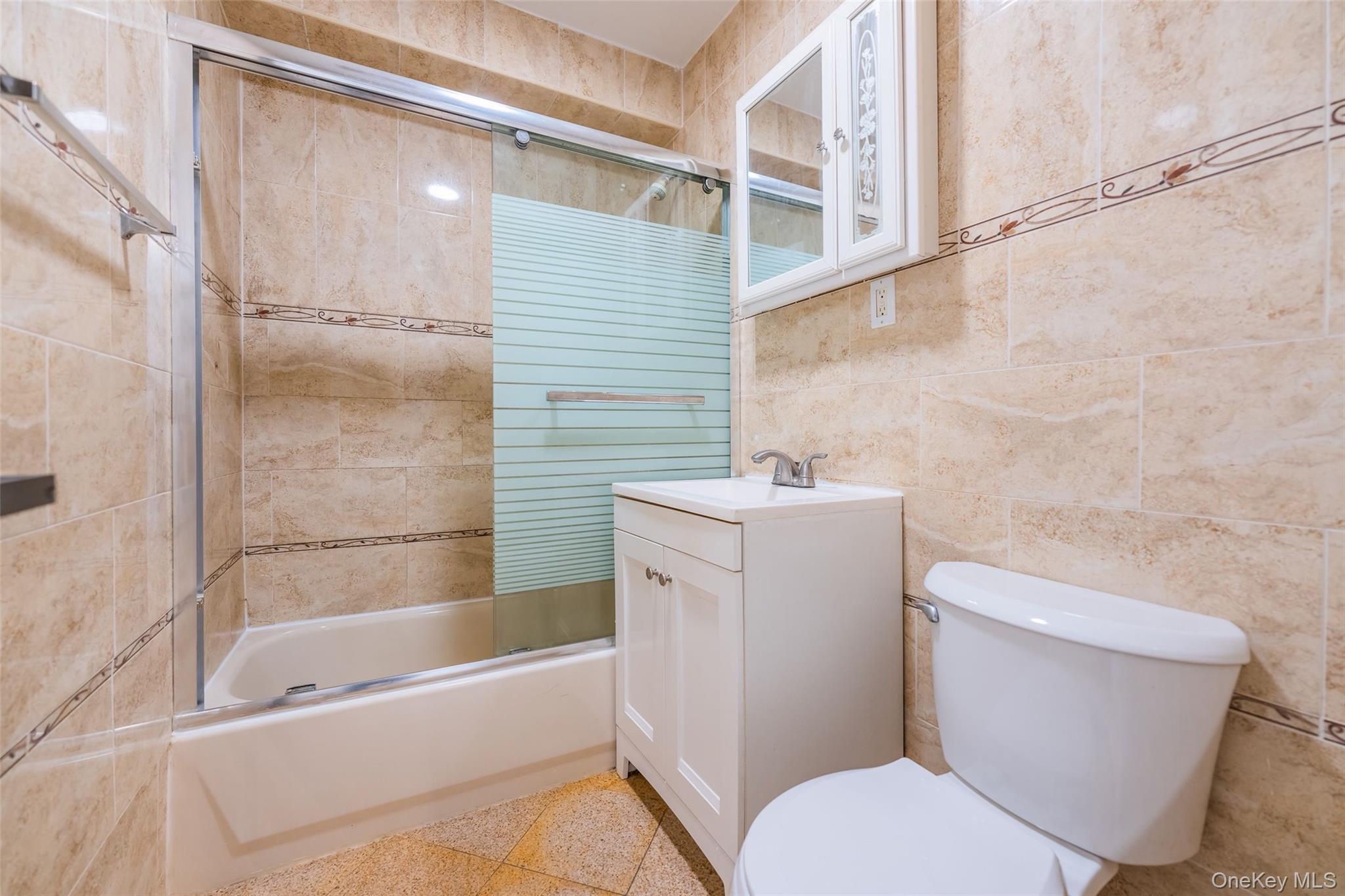 Condo 43rd Queens, NY 11368, MLS-976077-8