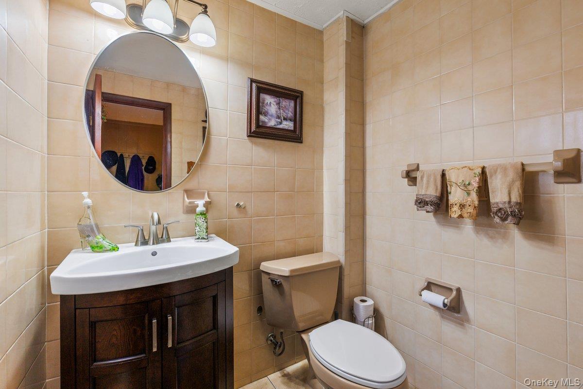 Single Family First  Westchester County, NY 10704, MLS-976078-11