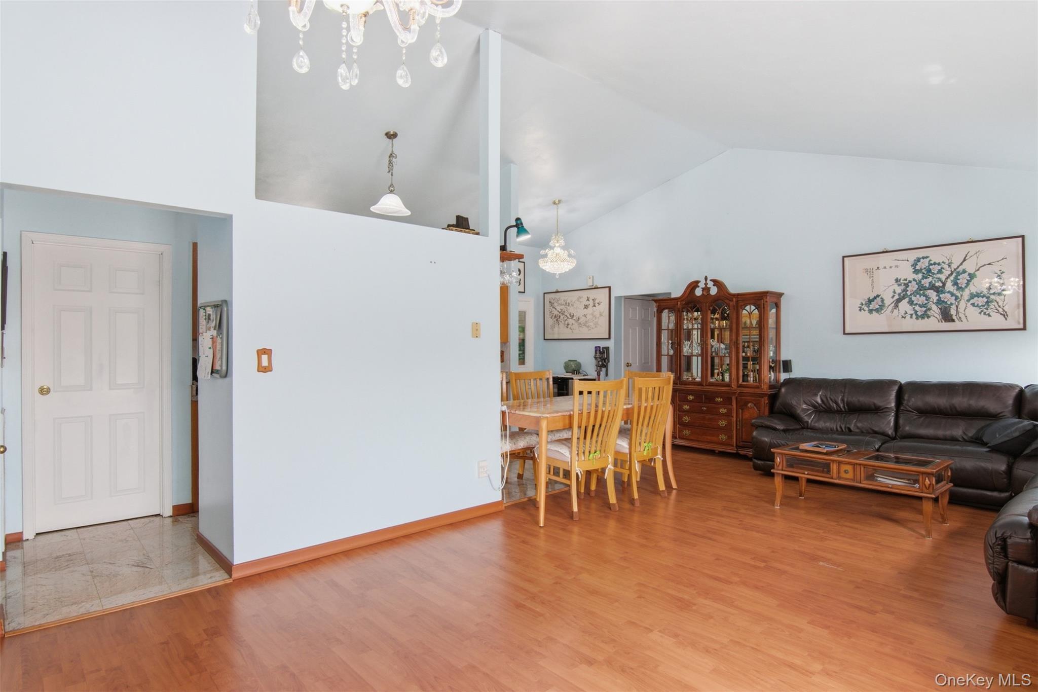 Single Family Royal  Suffolk County, NY 11727, MLS-976079-8