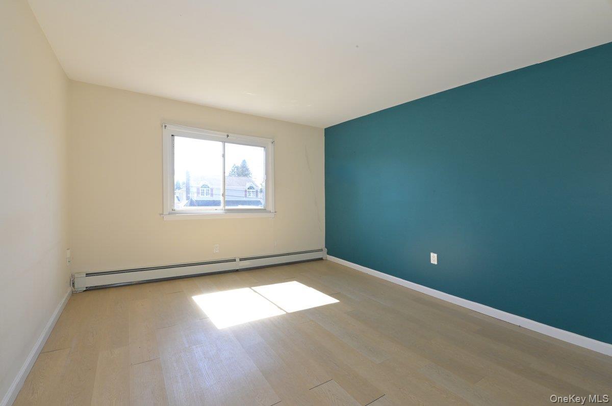 Single Family Warren Street Suffolk County, NY 11704, MLS-976081-3