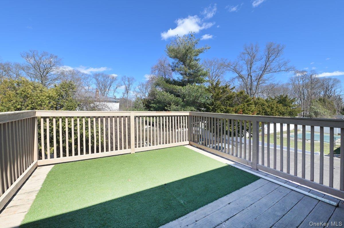 Single Family Warren Street Suffolk County, NY 11704, MLS-976081-8