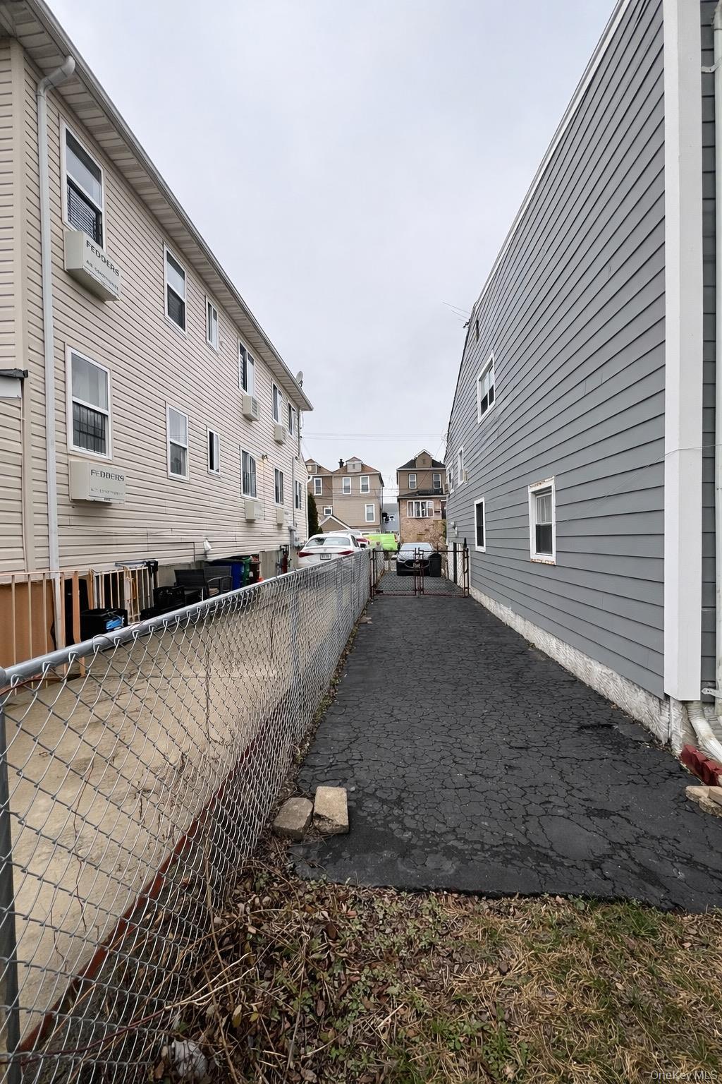 Single Family Almeda  Queens, NY 11692, MLS-976086-3