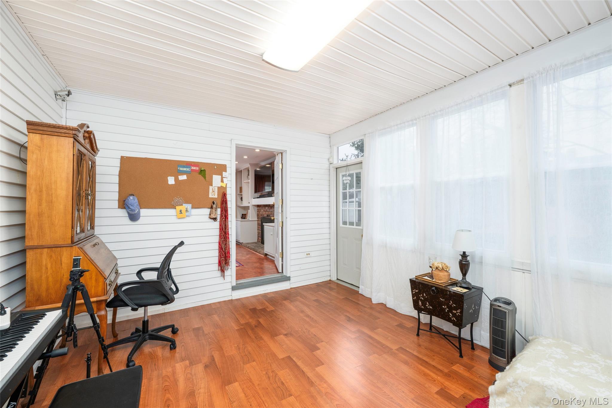 Single Family Thornwood Dutchess County, NY 12603, MLS-976090-15