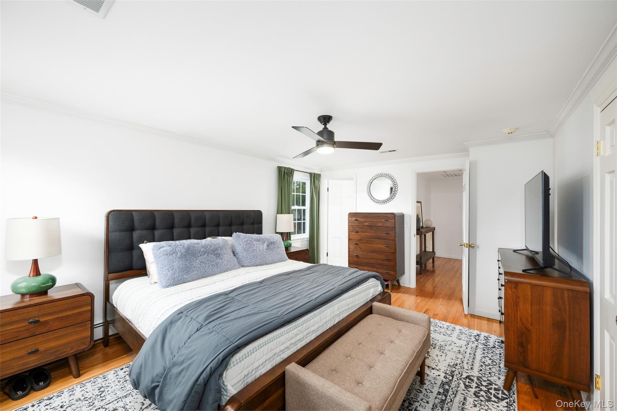 Single Family Thornwood Dutchess County, NY 12603, MLS-976090-16