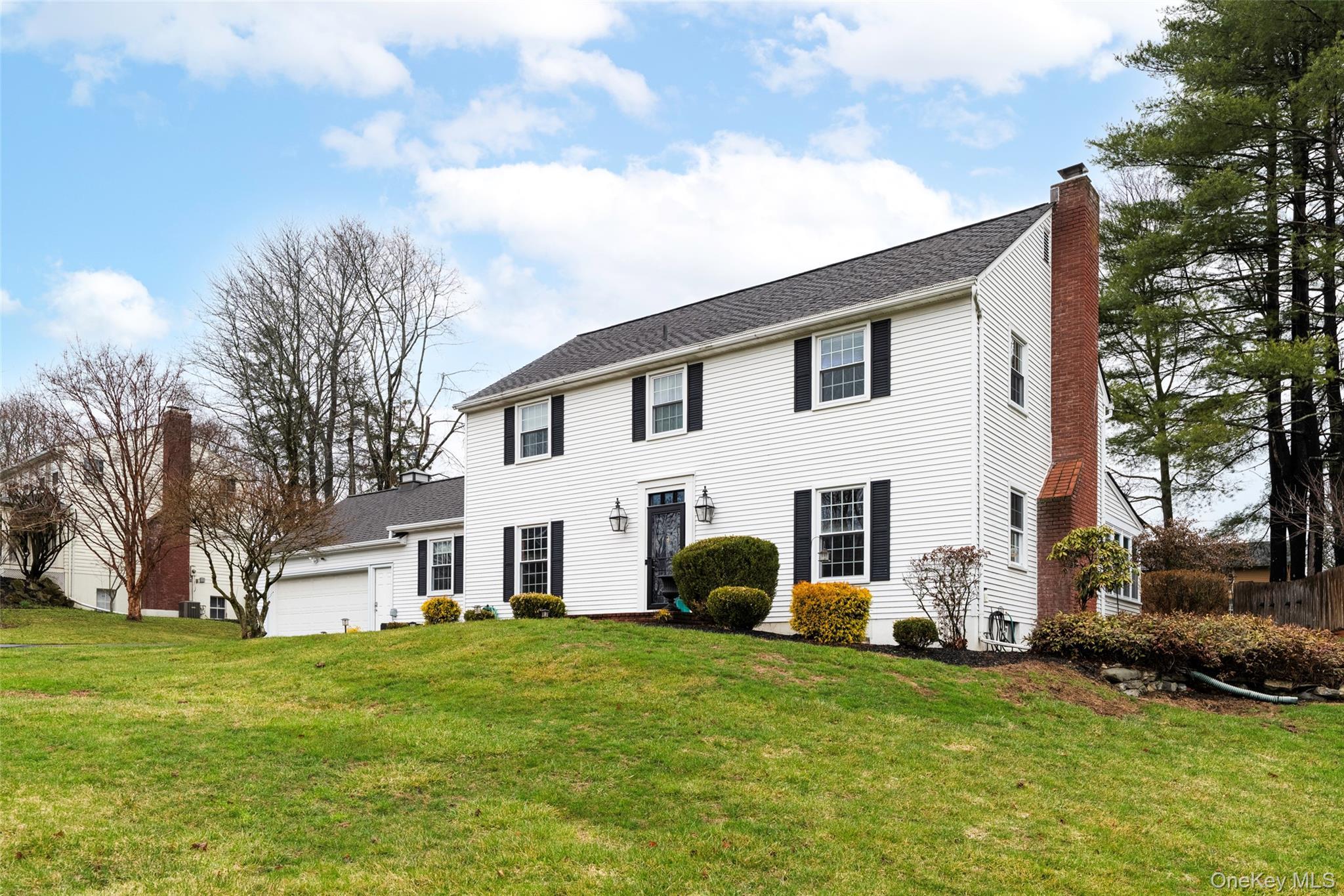 Single Family Thornwood Dutchess County, NY 12603, MLS-976090-28