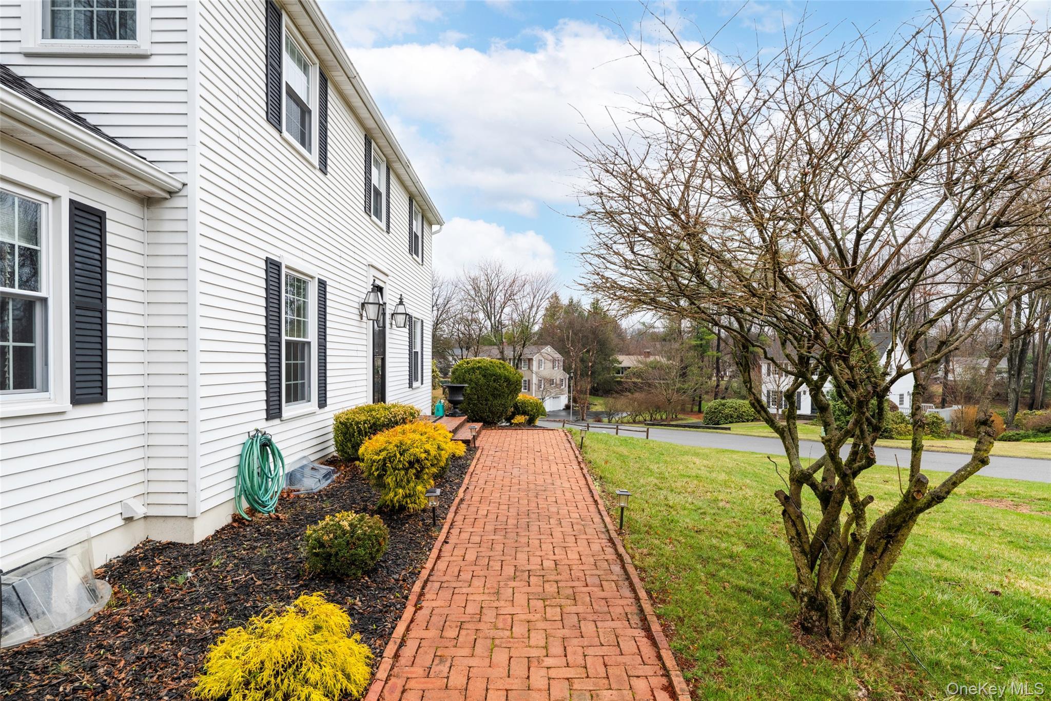 Single Family Thornwood Dutchess County, NY 12603, MLS-976090-29