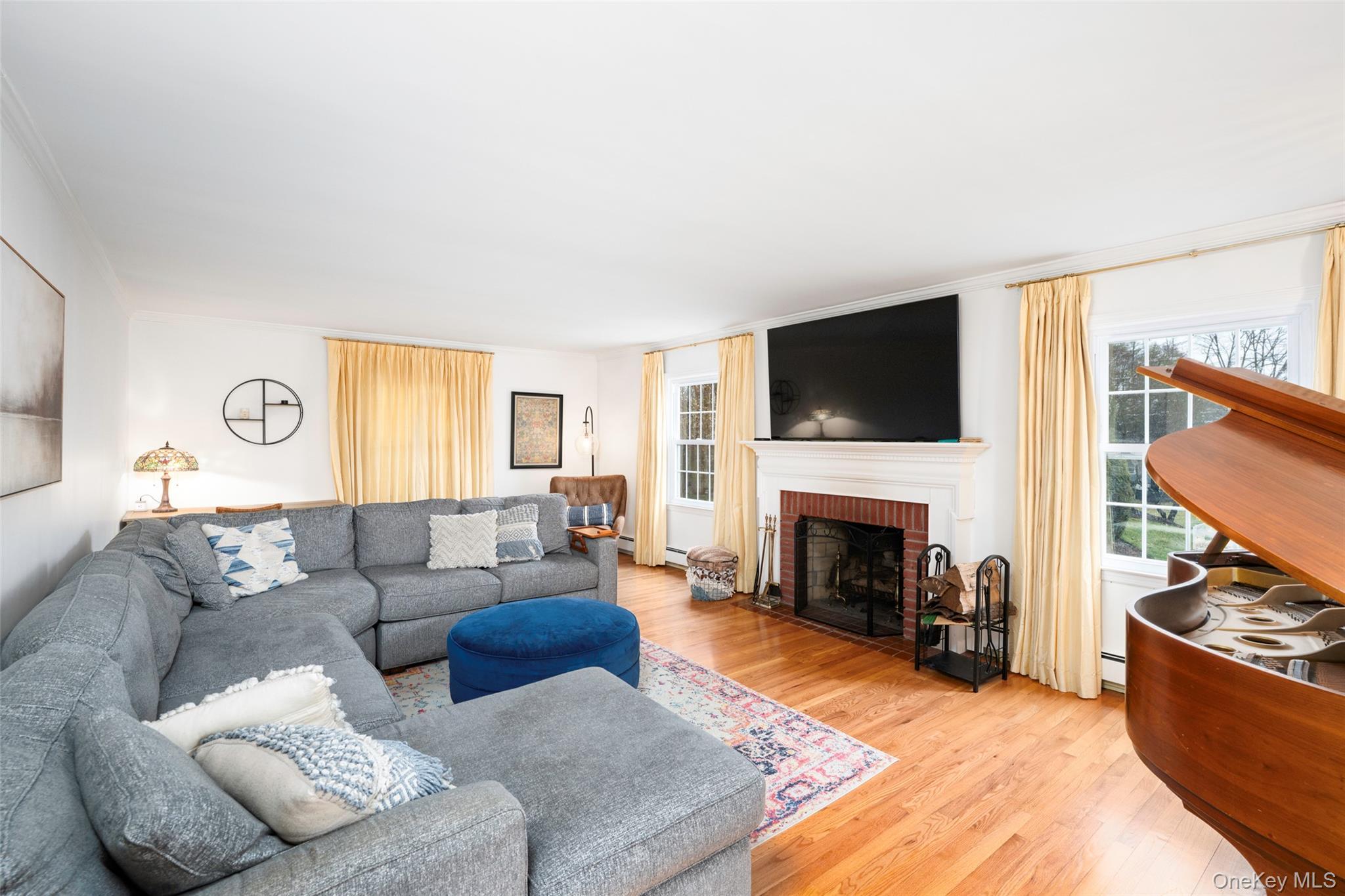 Single Family Thornwood Dutchess County, NY 12603, MLS-976090-8