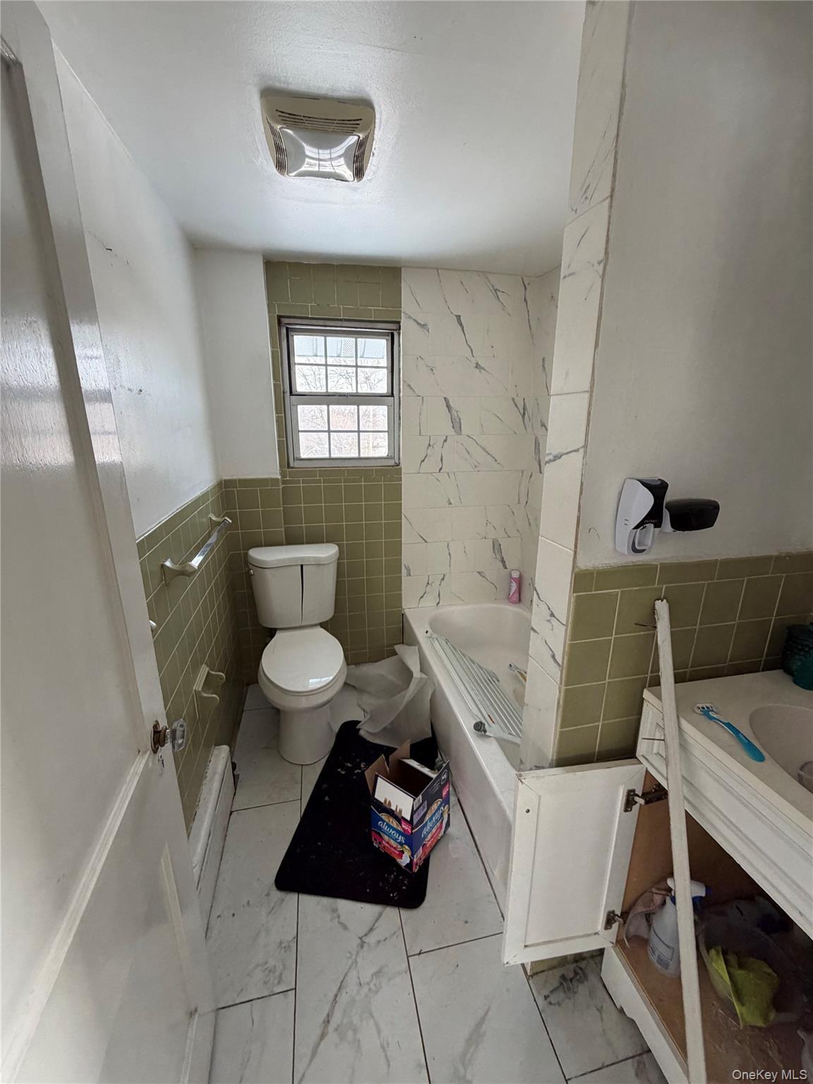 Single Family Grant Westchester County, NY 10604, MLS-976091-4