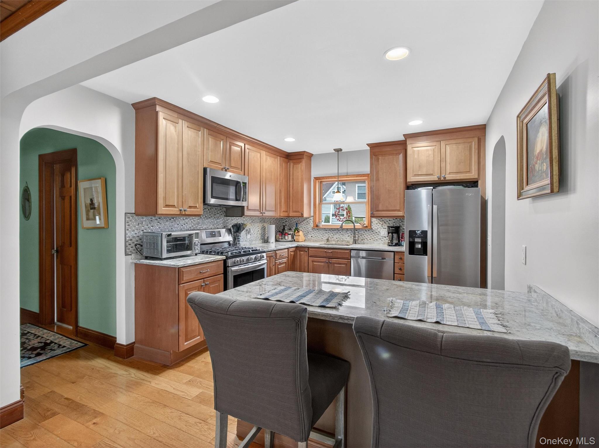 Single Family Shady  Rockland County, NY 10954, MLS-976100-10