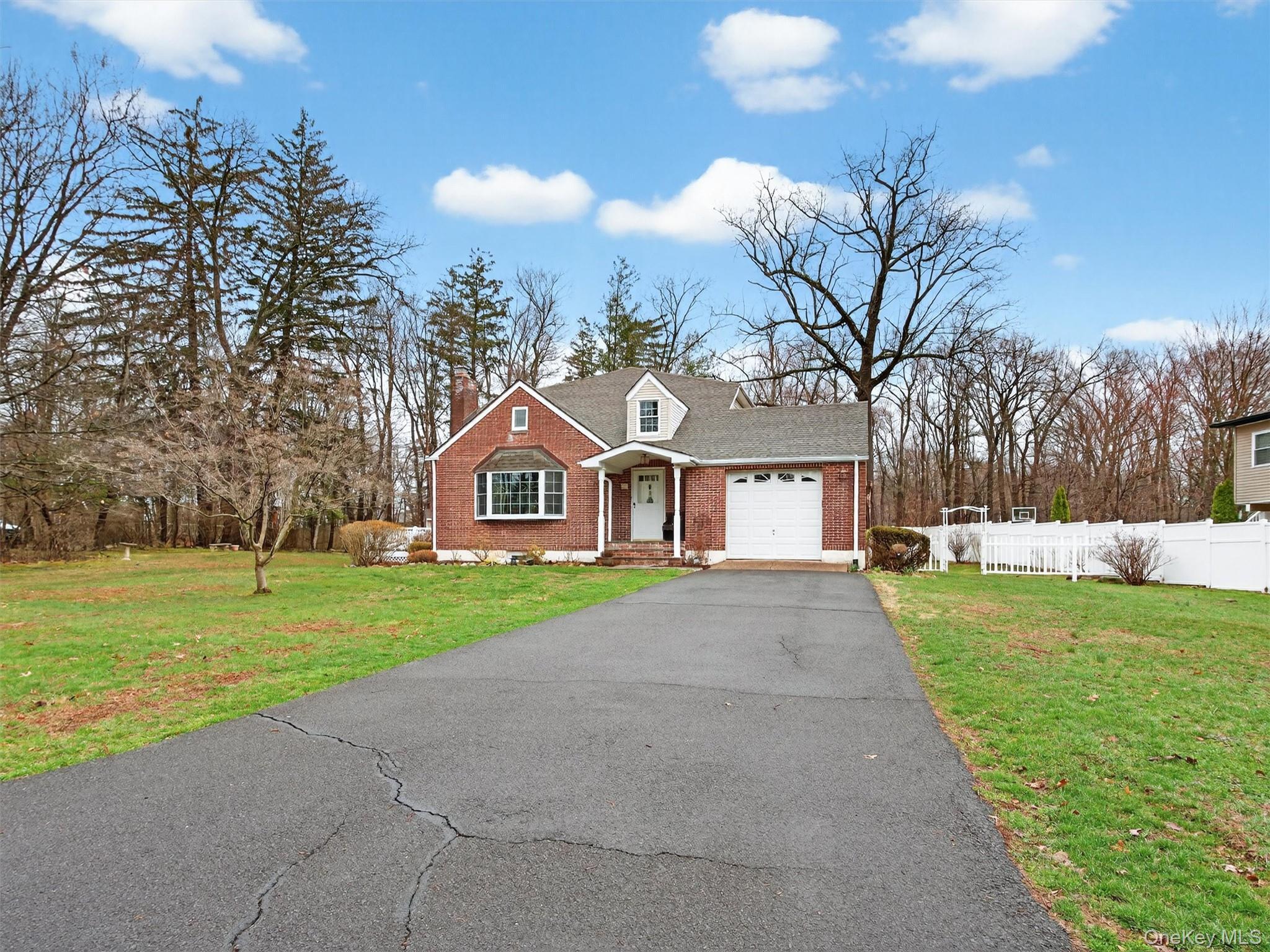Single Family Shady  Rockland County, NY 10954, MLS-976100-2