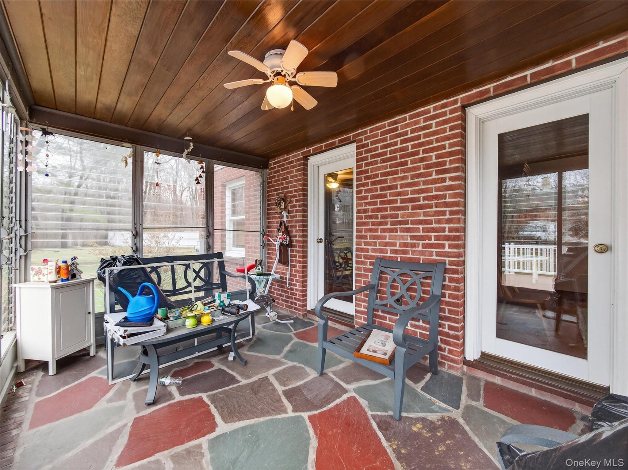 Single Family Shady  Rockland County, NY 10954, MLS-976100-21