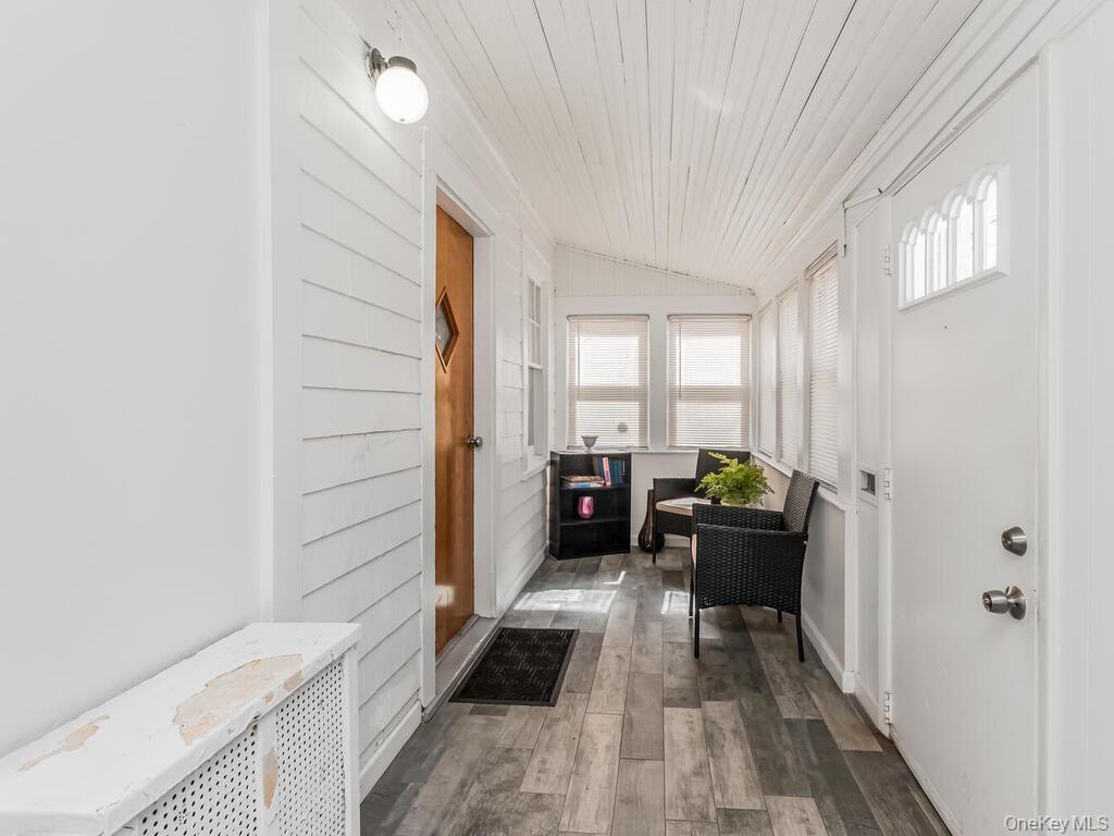 Single Family Ely  Bronx, NY 10469, MLS-976105-3