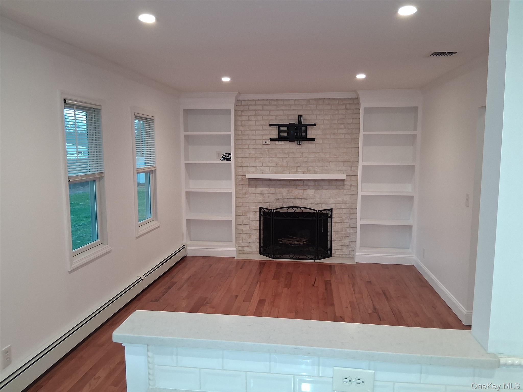 Single Family Cooks  Suffolk County, NY 11772, MLS-976132-6