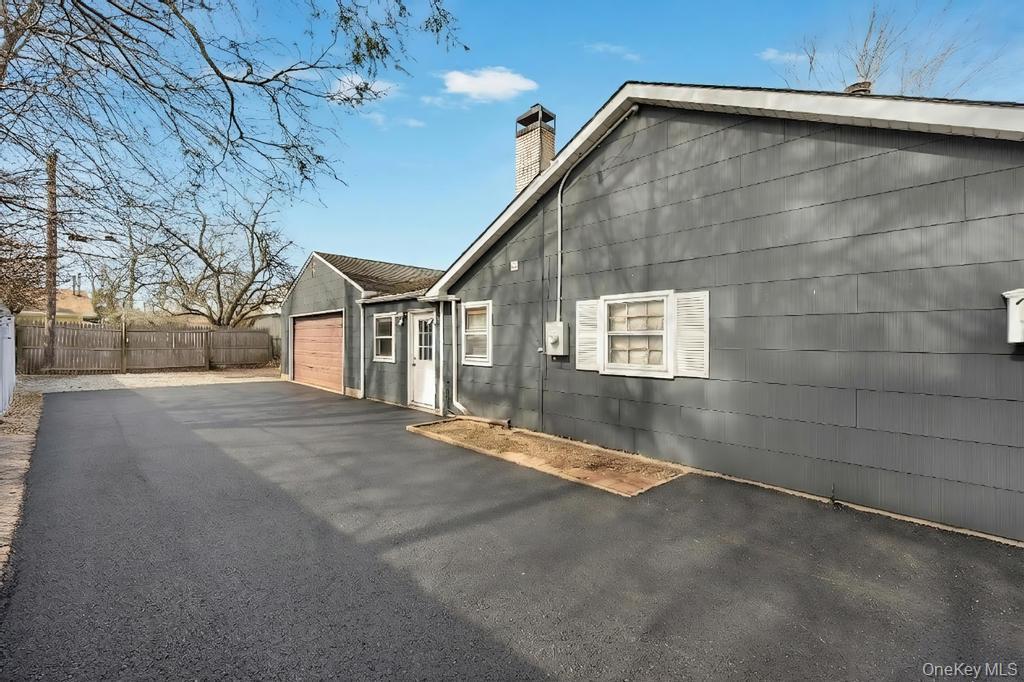 Single Family Tinder  Suffolk County, NY 11755, MLS-976155-26