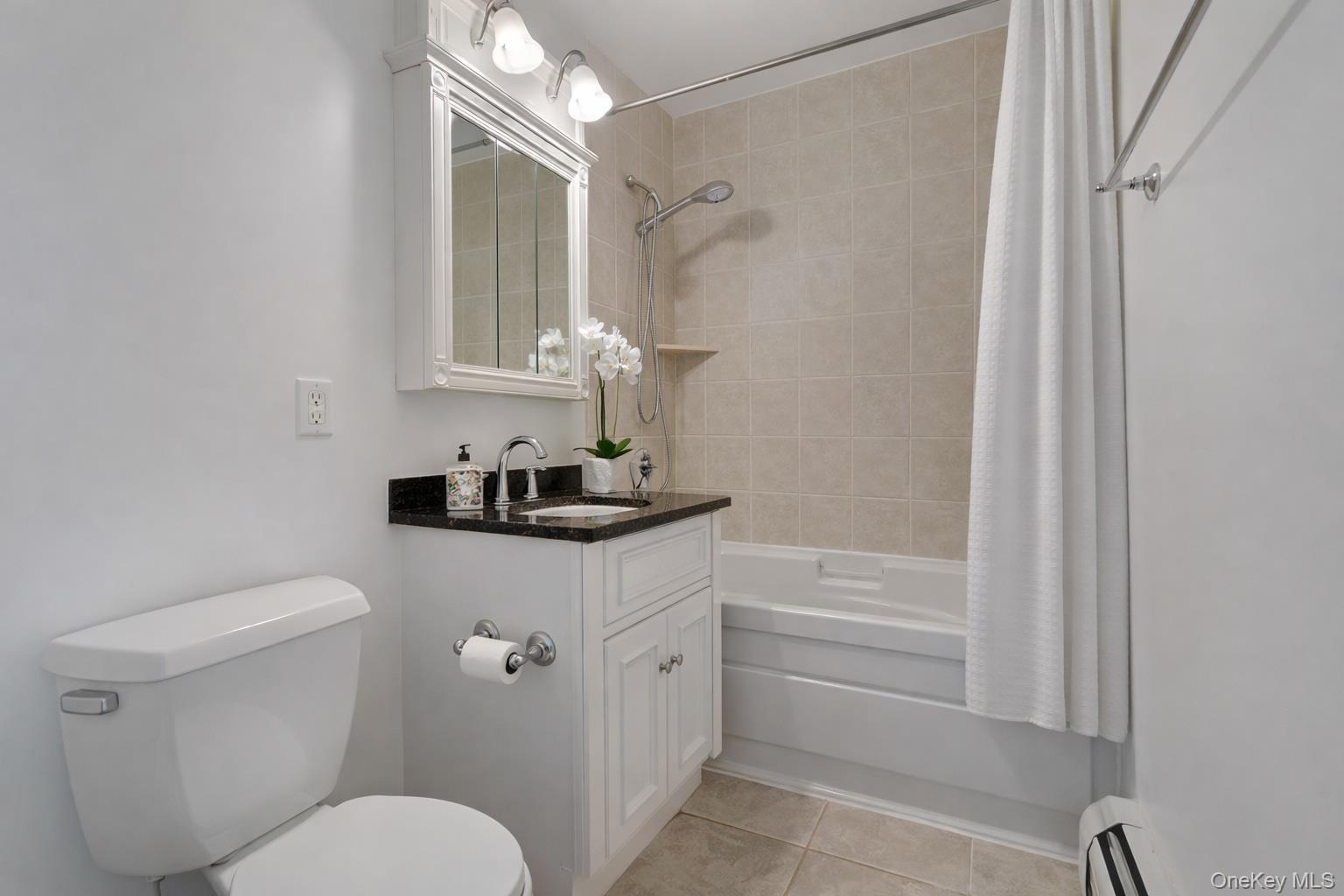 Condo Beach 117th Queens, NY 11694, MLS-976158-10