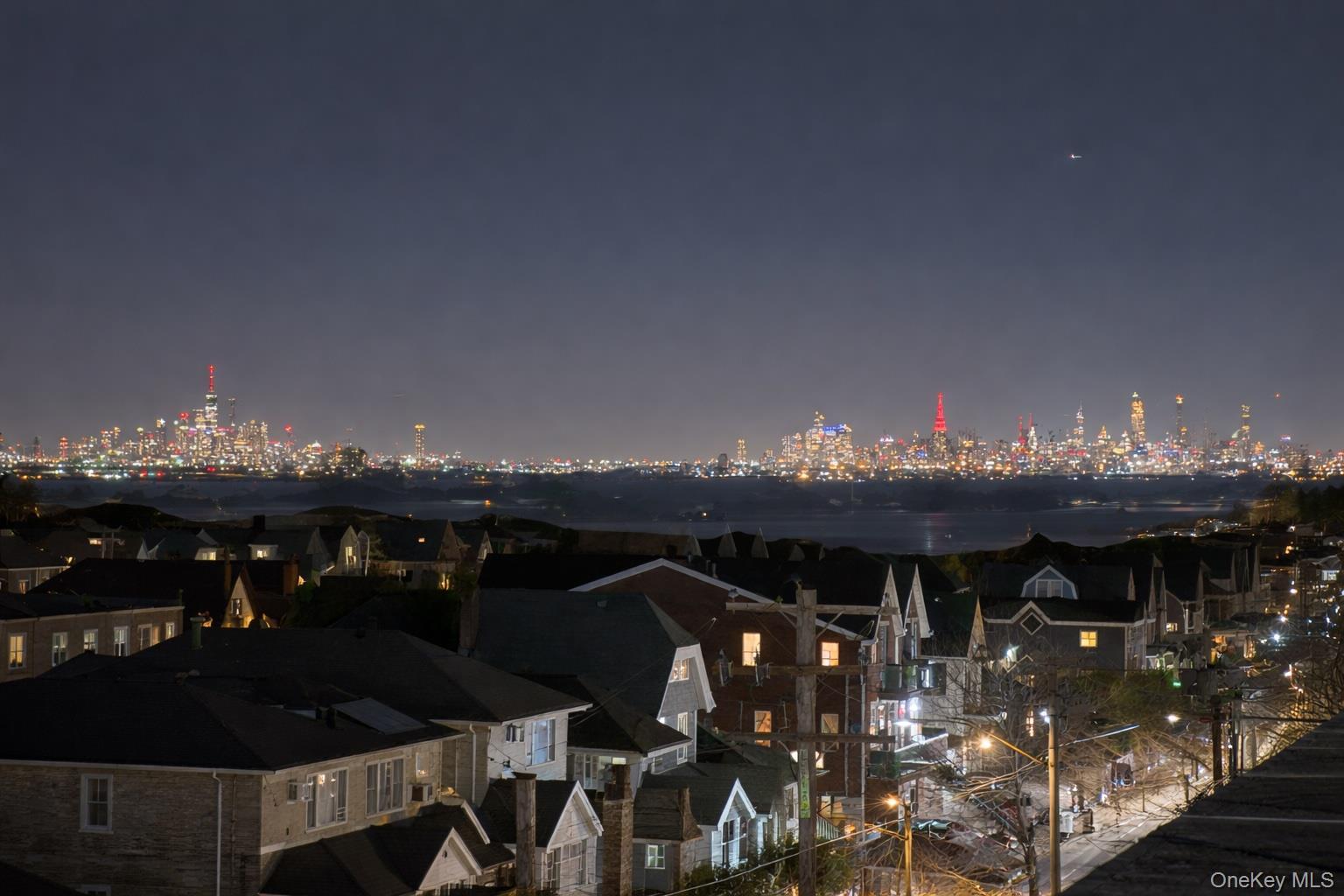 Condo Beach 117th Queens, NY 11694, MLS-976158-16