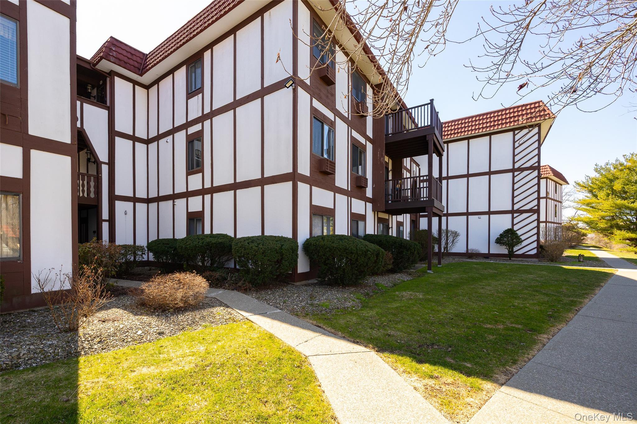 Condo Skyline  Dutchess County, NY 12524, MLS-976166-18