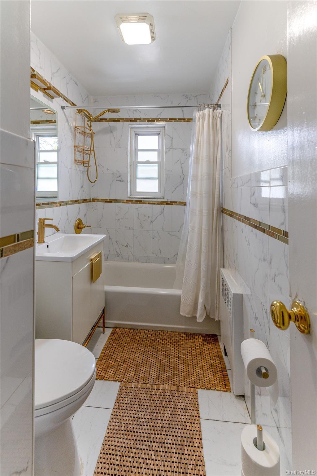 Single Family Young Bronx, NY 10469, MLS-976169-12