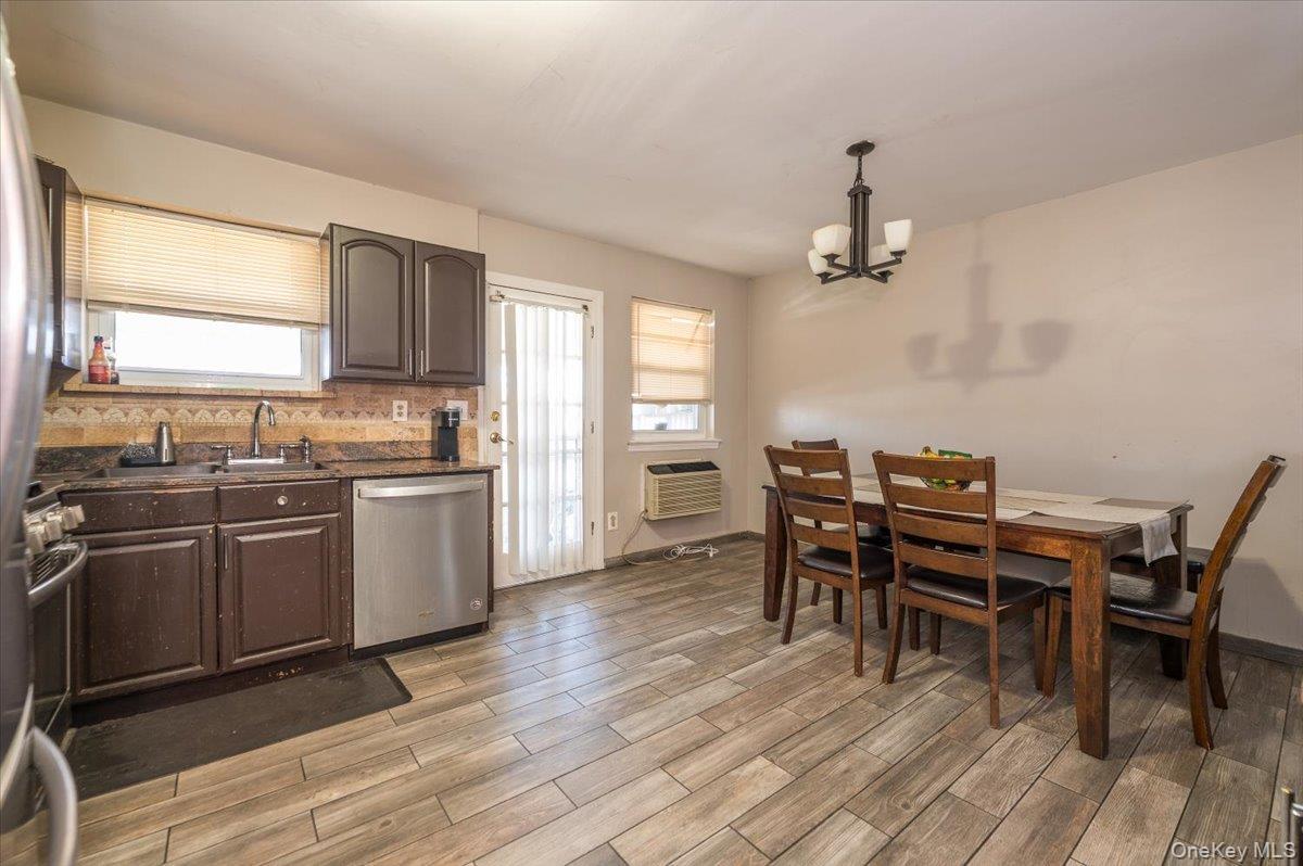 Single Family Eastchester  Bronx, NY 10469, MLS-976172-6