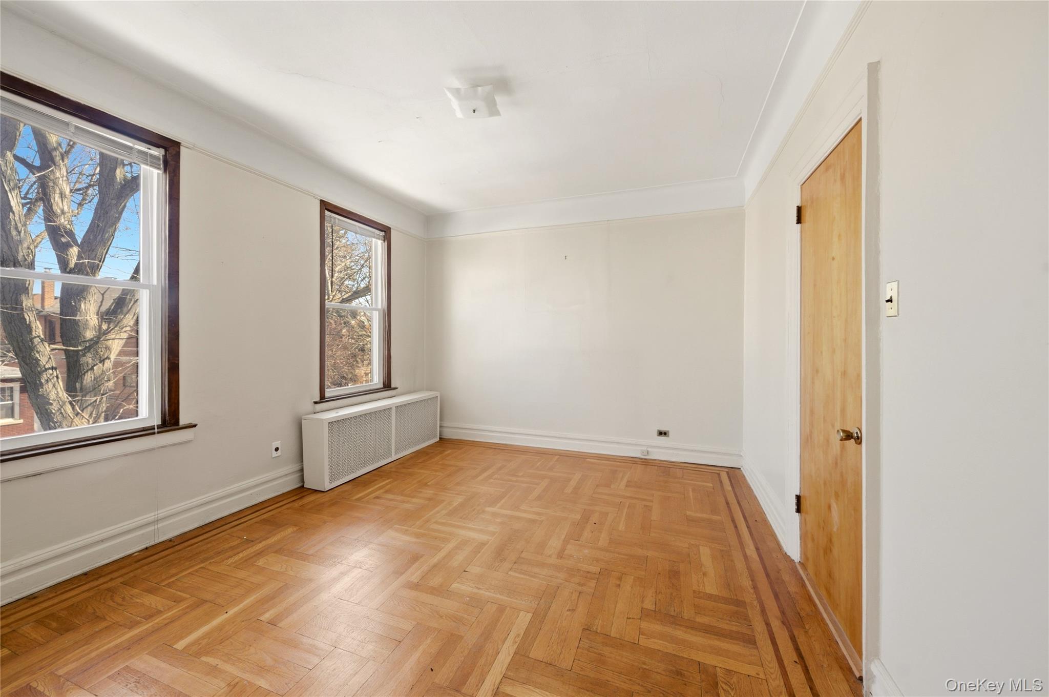 Single Family Bogart  Bronx, NY 10462, MLS-976181-10