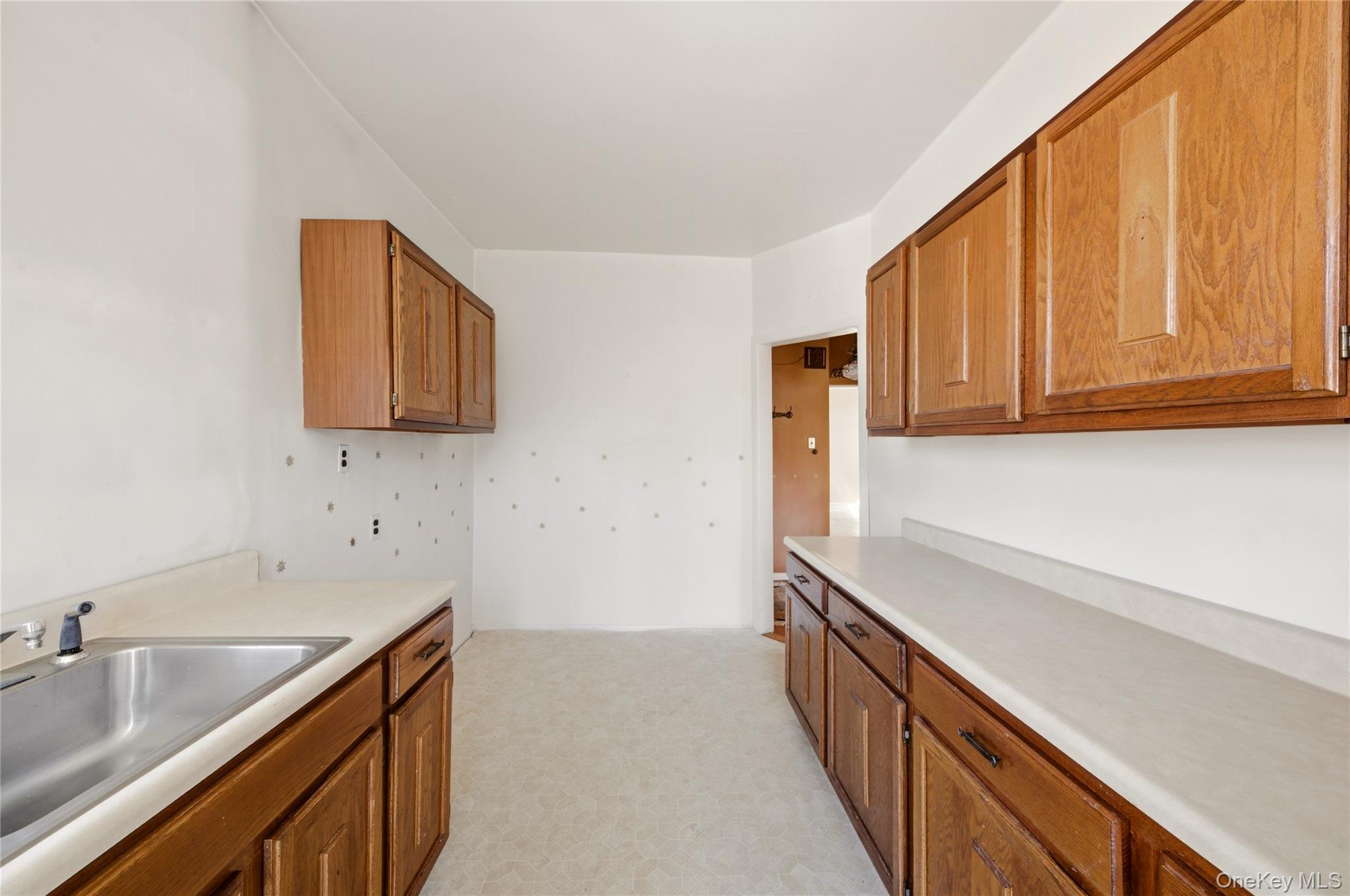 Single Family Bogart  Bronx, NY 10462, MLS-976181-20