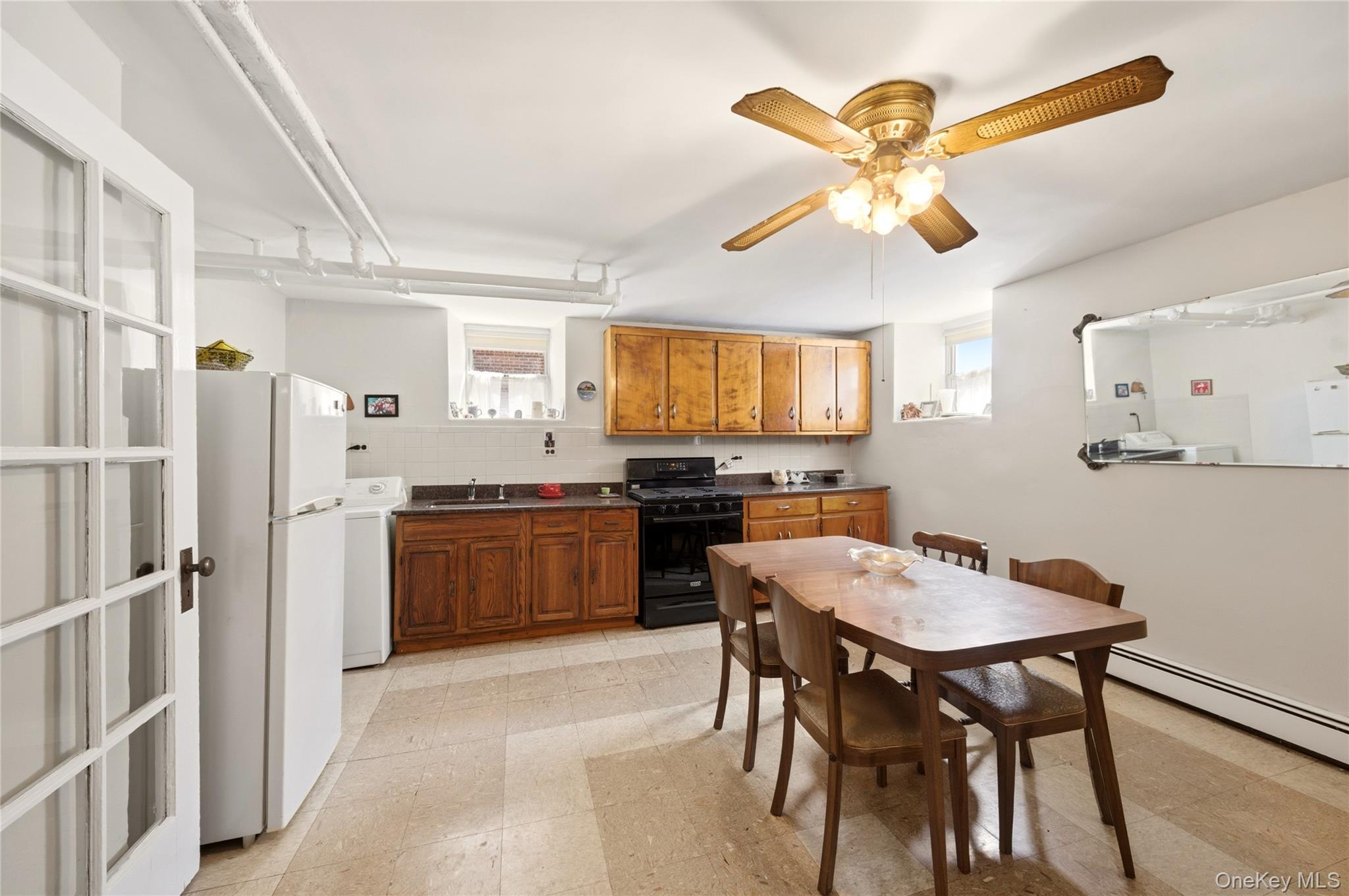 Single Family Bogart  Bronx, NY 10462, MLS-976181-27