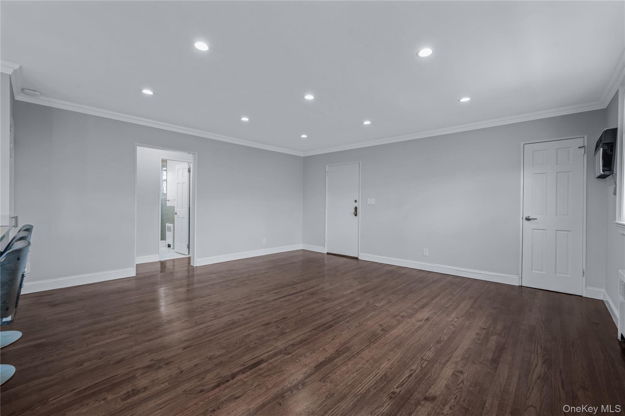 Coop 22nd  Queens, NY 11357, MLS-976199-11