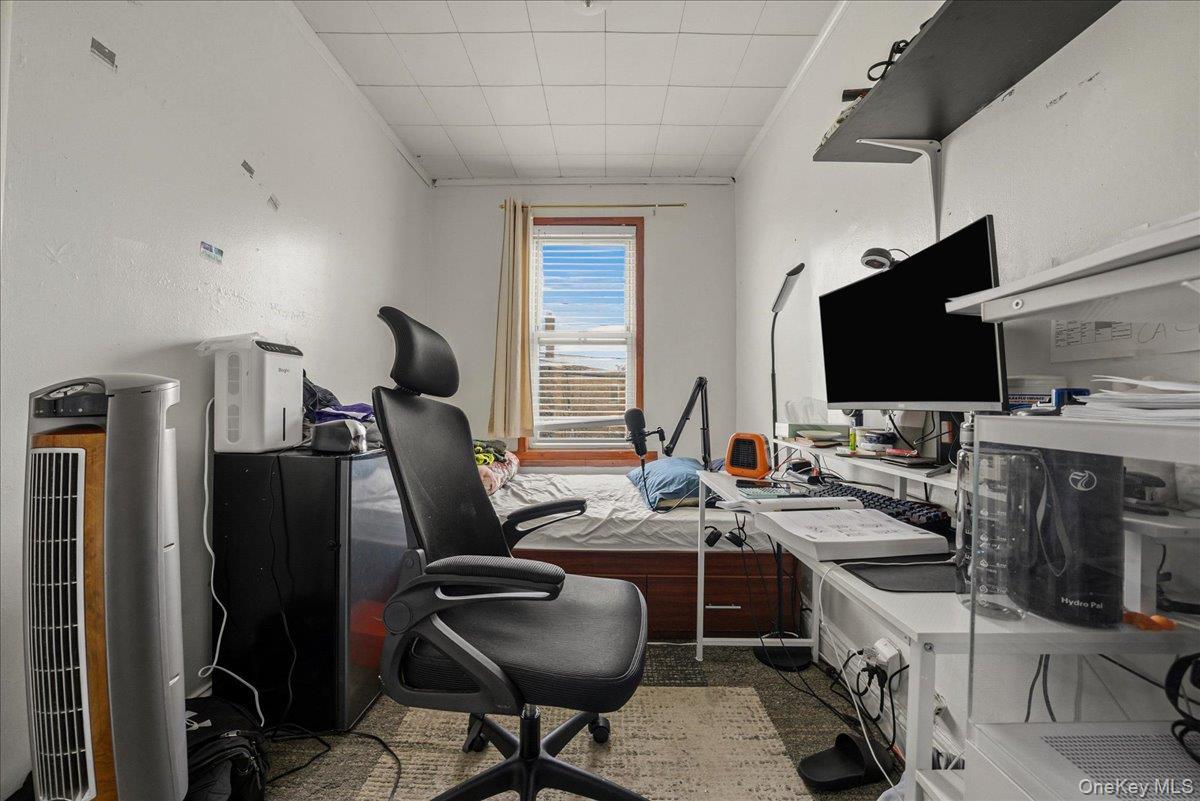 Single Family Glebe Bronx, NY 10462, MLS-976200-28