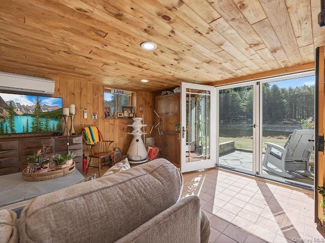 Single Family Beaver Brook  Sullivan County, NY 12792, MLS-976214-21