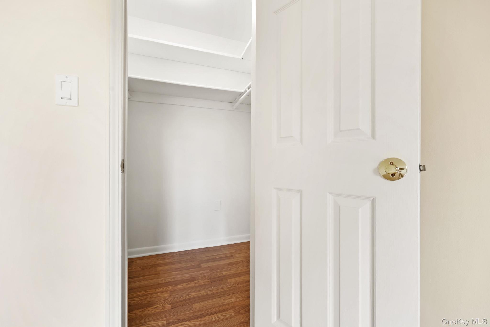 Condo Central Park  Westchester County, NY 10583, MLS-976220-26