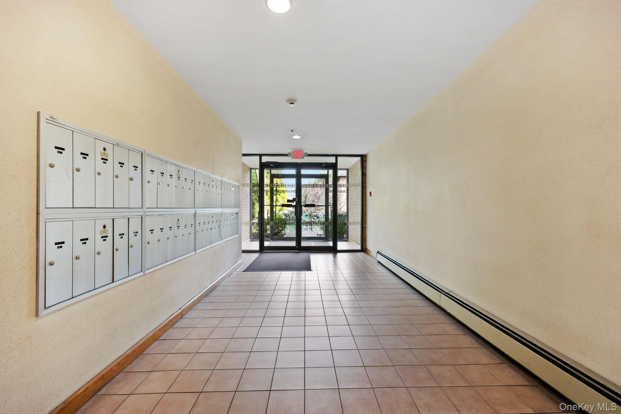 Condo Central Park  Westchester County, NY 10583, MLS-976220-33