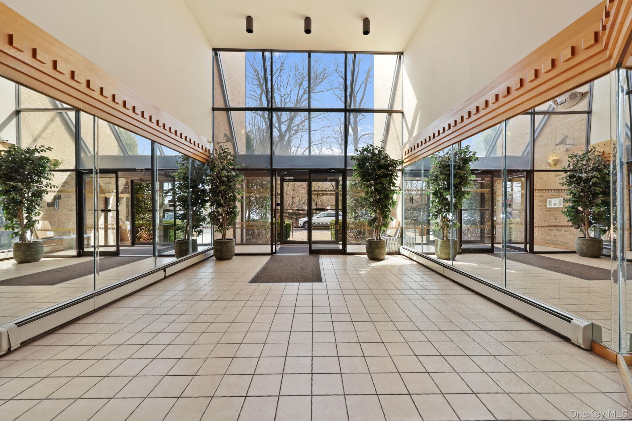 Condo Central Park  Westchester County, NY 10583, MLS-976220-4