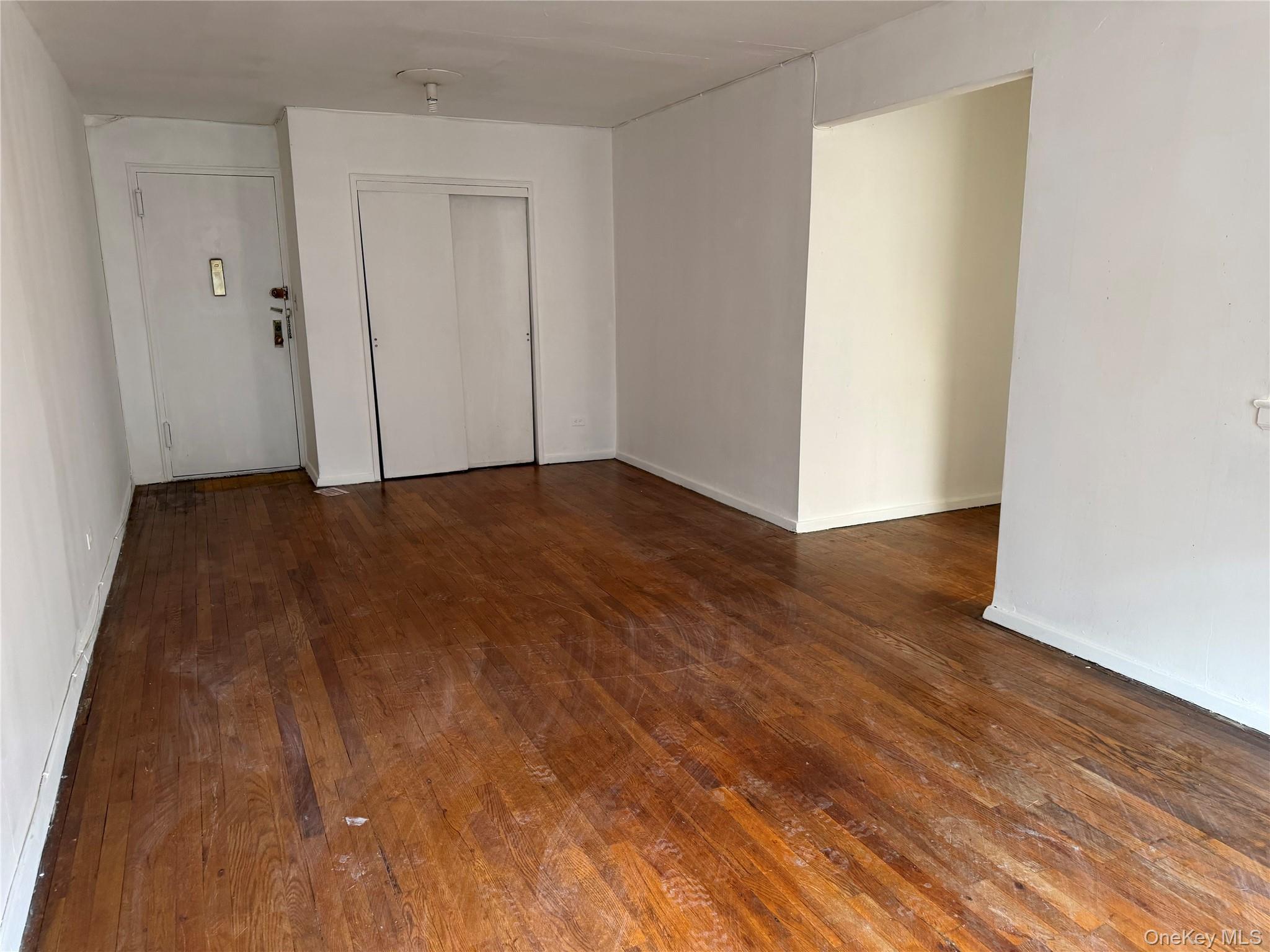 Coop Northern  Queens, NY 11354, MLS-976228-5