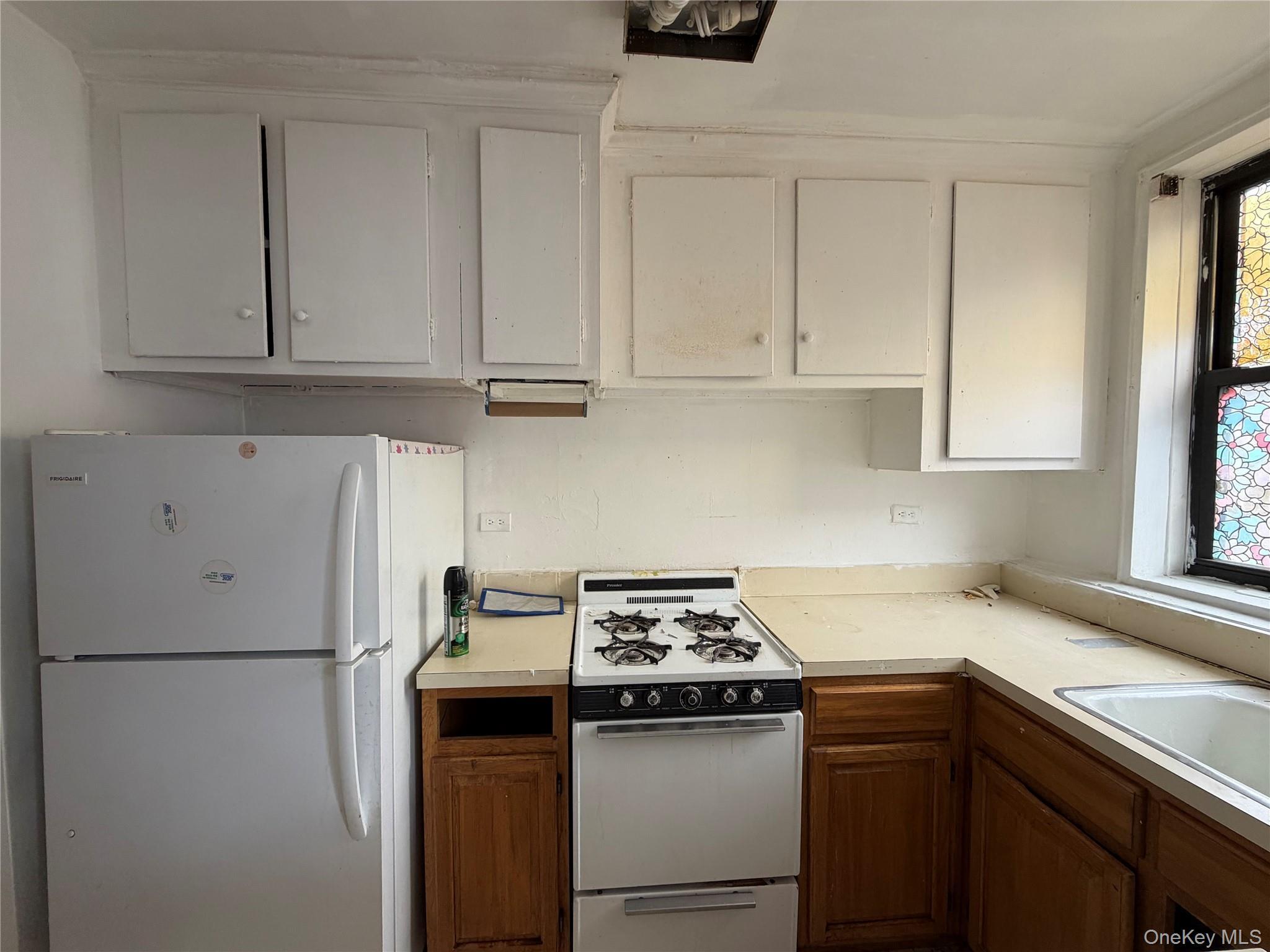 Coop Northern  Queens, NY 11354, MLS-976228-7