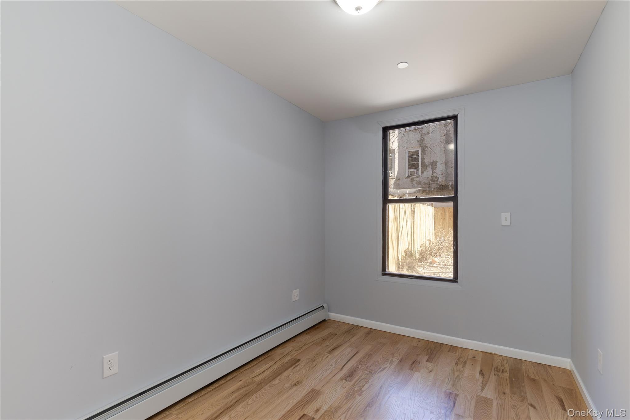 Single Family Jackson  Bronx, NY 10456, MLS-976229-33