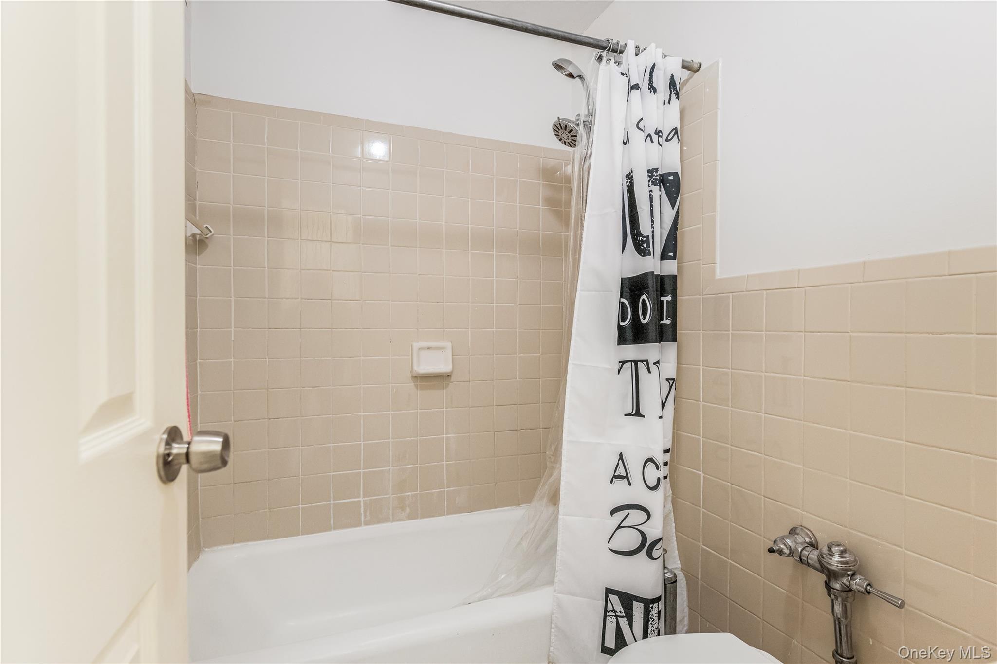 Coop Balint  Westchester County, NY 10710, MLS-976235-10