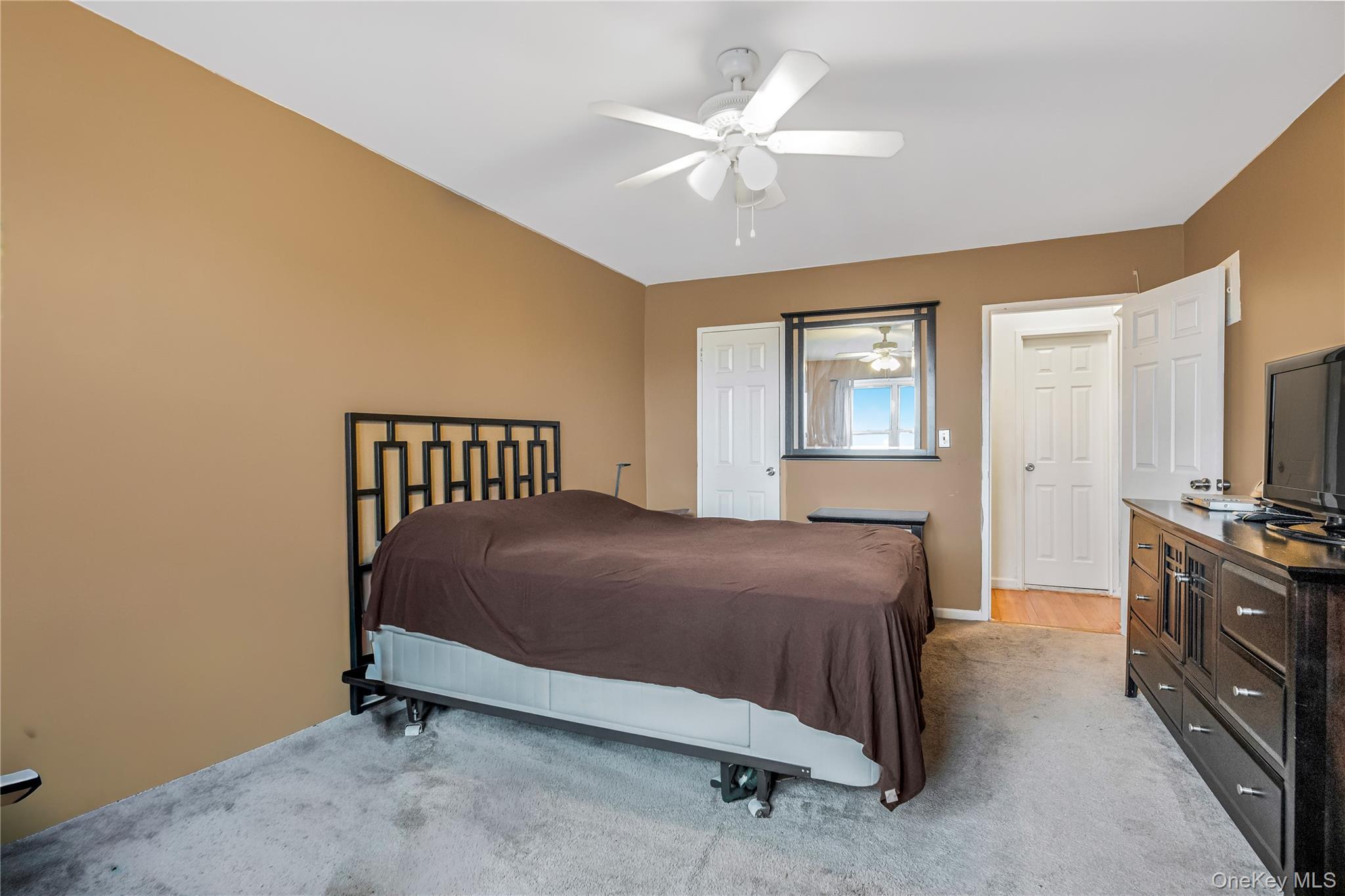 Coop Balint  Westchester County, NY 10710, MLS-976235-8