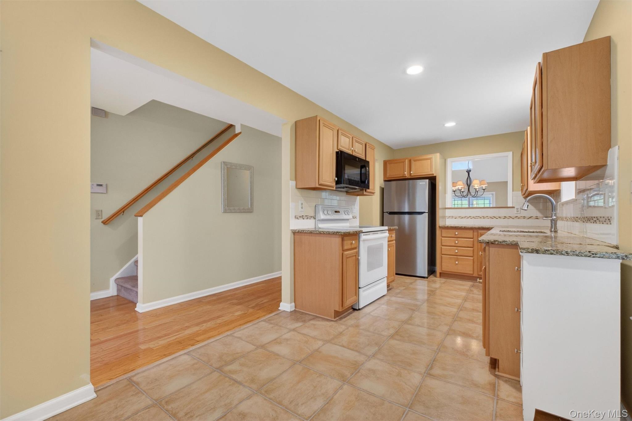 Single Family Tall Tree Dutchess County, NY 12601, MLS-976236-7