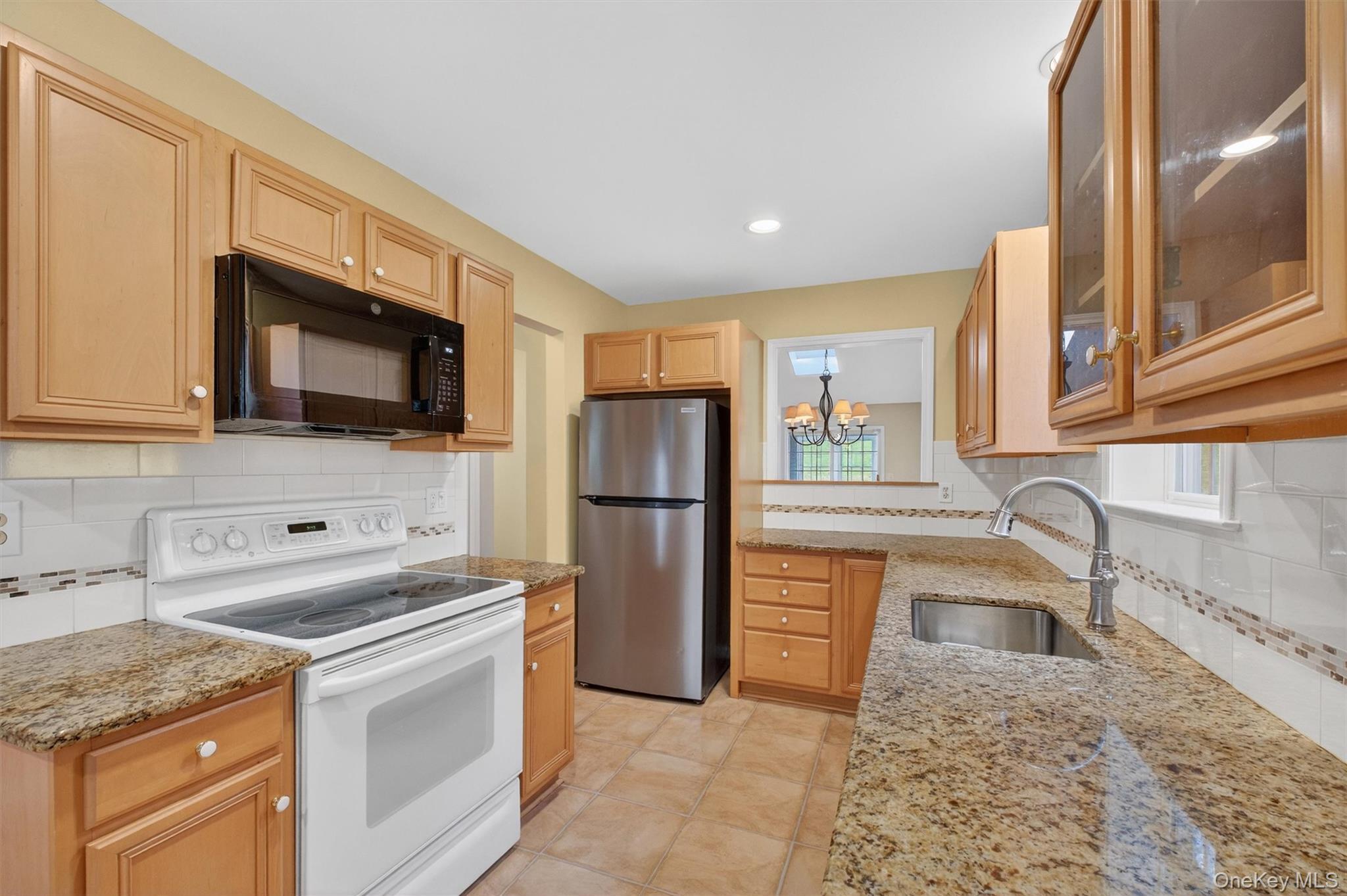 Single Family Tall Tree Dutchess County, NY 12601, MLS-976236-8