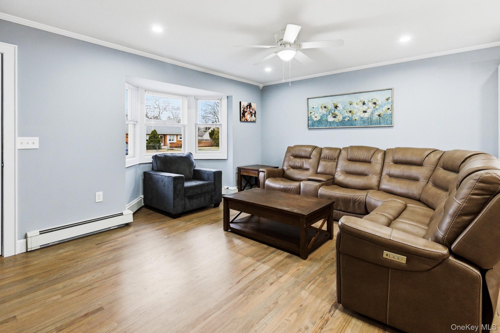 Single Family Macdonald Suffolk County, NY 11713, MLS-976247-6