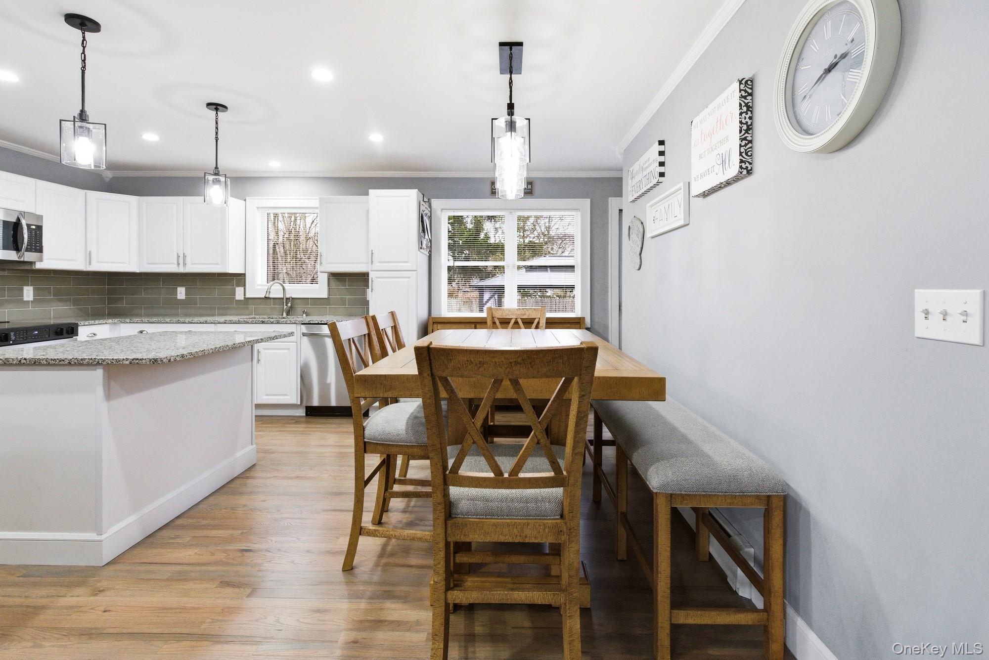 Single Family Macdonald Suffolk County, NY 11713, MLS-976247-9