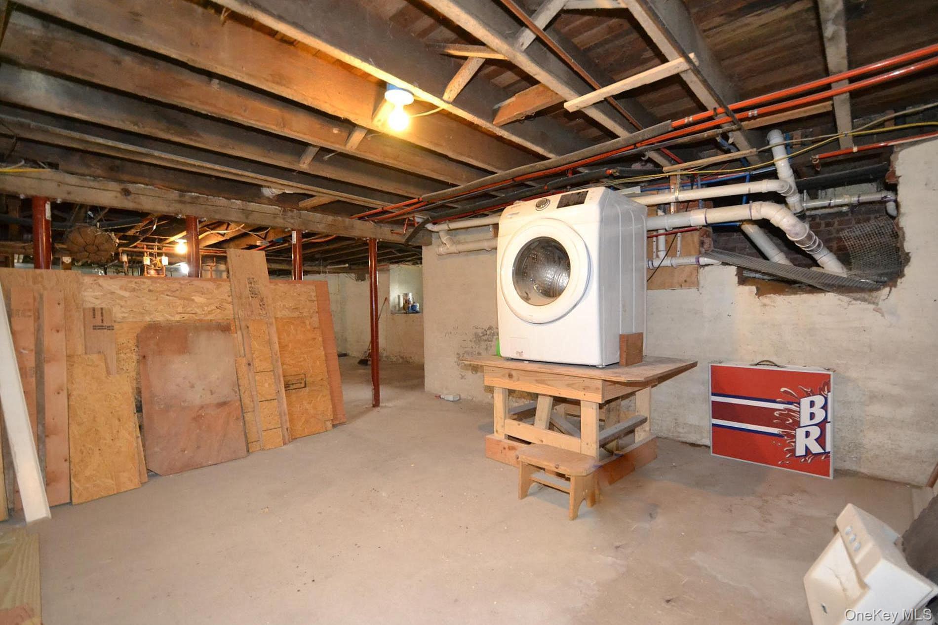 Single Family Hazel  Suffolk County, NY 11722, MLS-976253-24