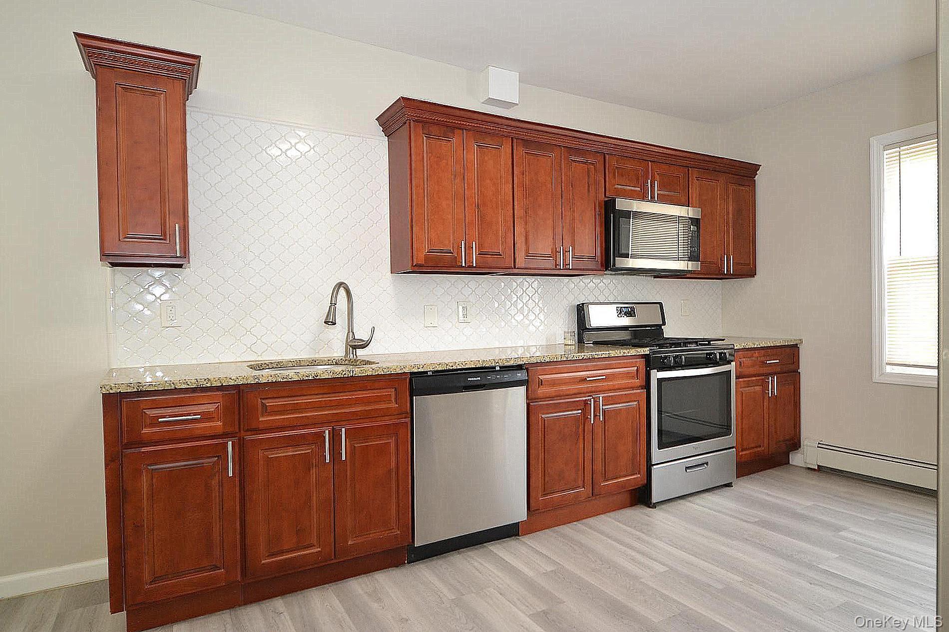 Single Family Hazel  Suffolk County, NY 11722, MLS-976253-6