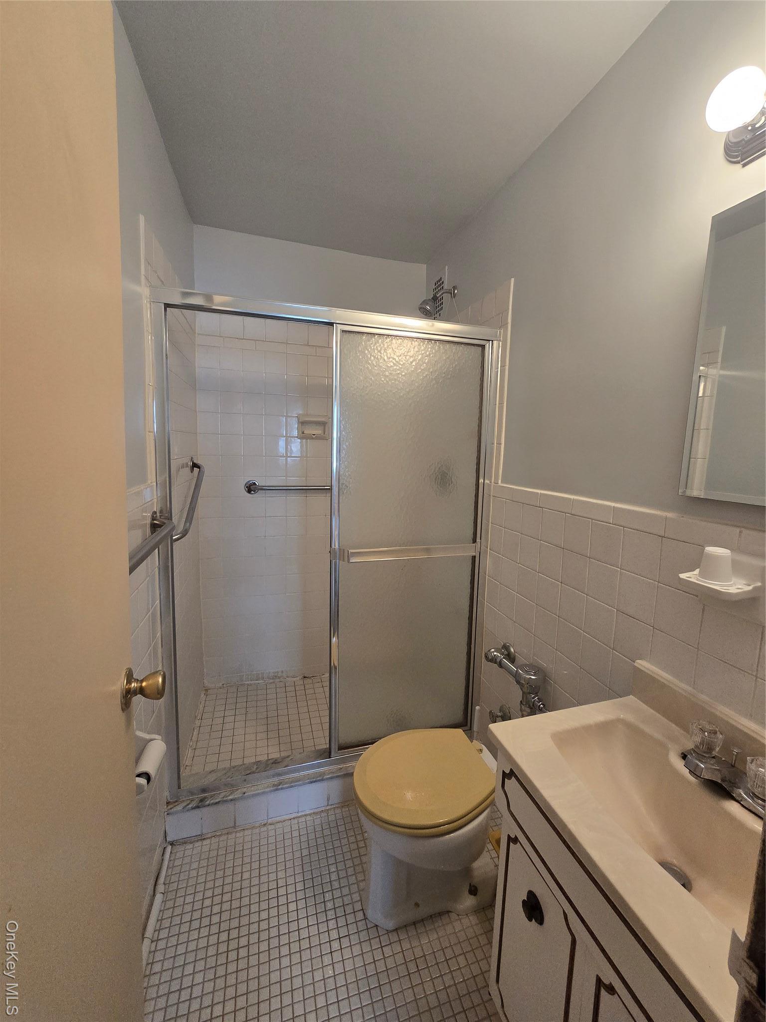 Condo 88th Queens, NY 11414, MLS-976256-12