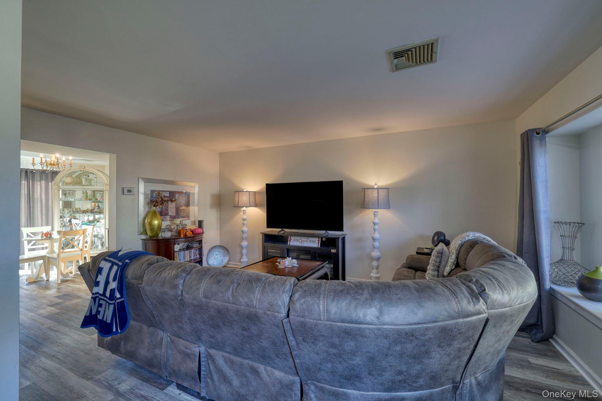 Condo Quassaick Orange County, NY 12553, MLS-976263-4